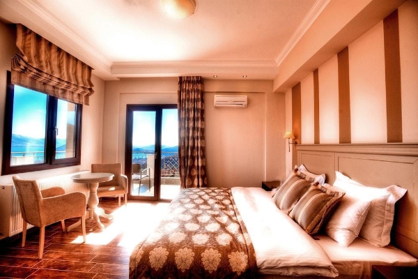 Enastron View Hotel (Kastoria)